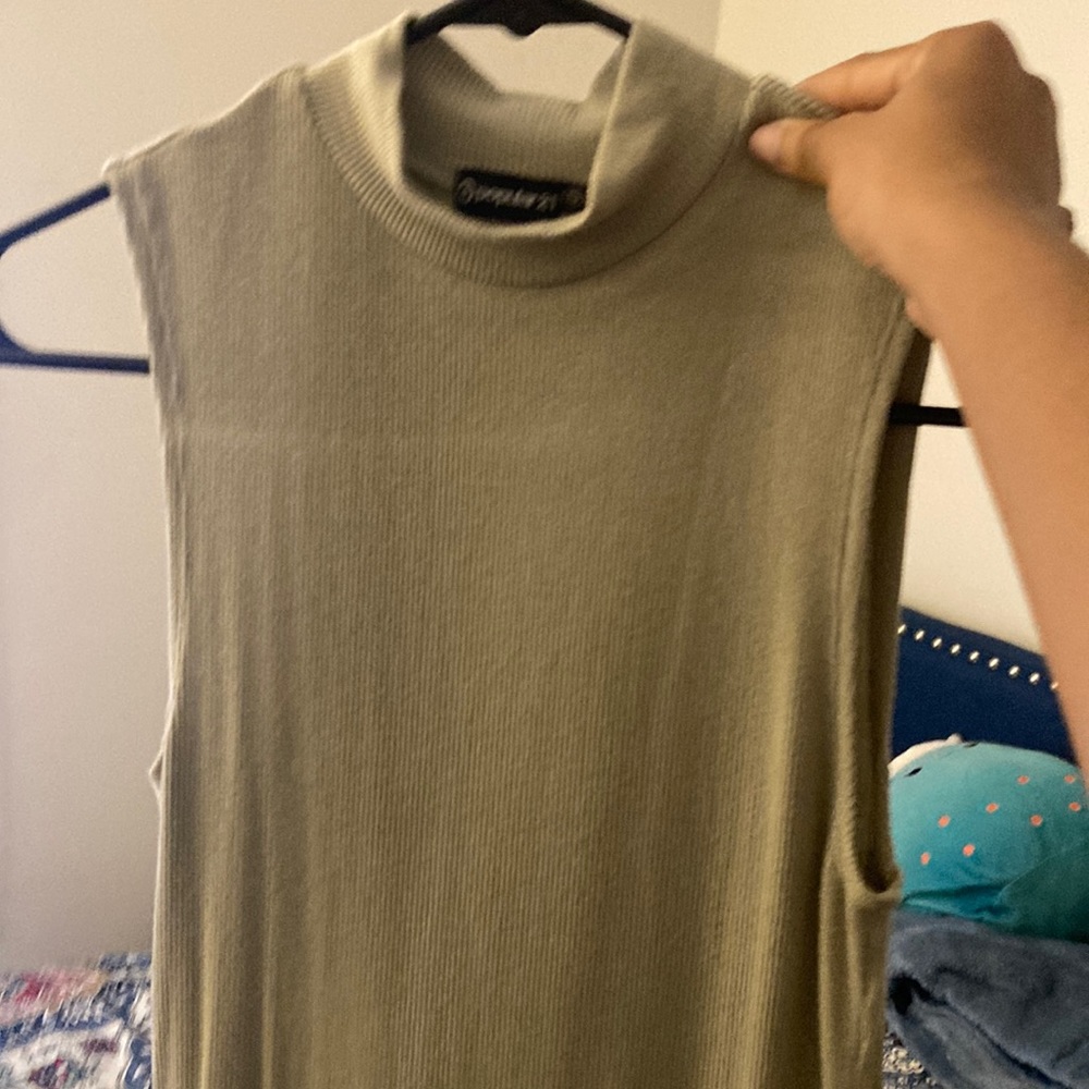 Green turtleneck dress